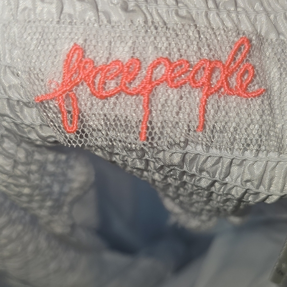 Free People Jade Jumpsuit Ivory Sz S Wide Leg Waist Tie Halter Vacation Resort - Picture 14 of 16